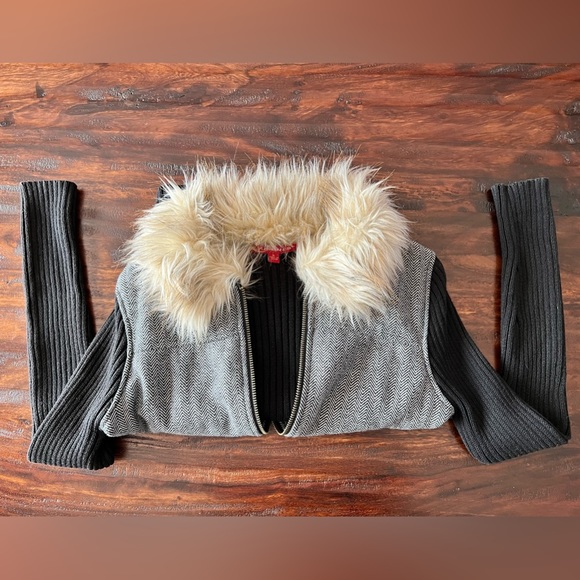 ⛸️⌛️📞JJ Basics Sweater - Faux Fur Collar w/ Cotton/Ramie Sleeves/Tweed Front - Picture 13 of 13